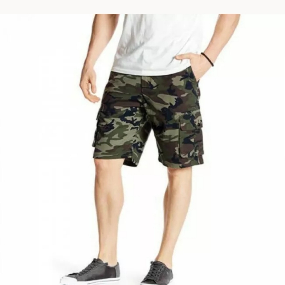 NIKE retro cargo baggies Military surplus camo shorts size 30 fits up to 32waist